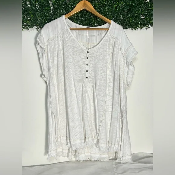 Free People Aster Henley Oversized Boho White Short Sleeved Top Medium - Picture 1 of 13
